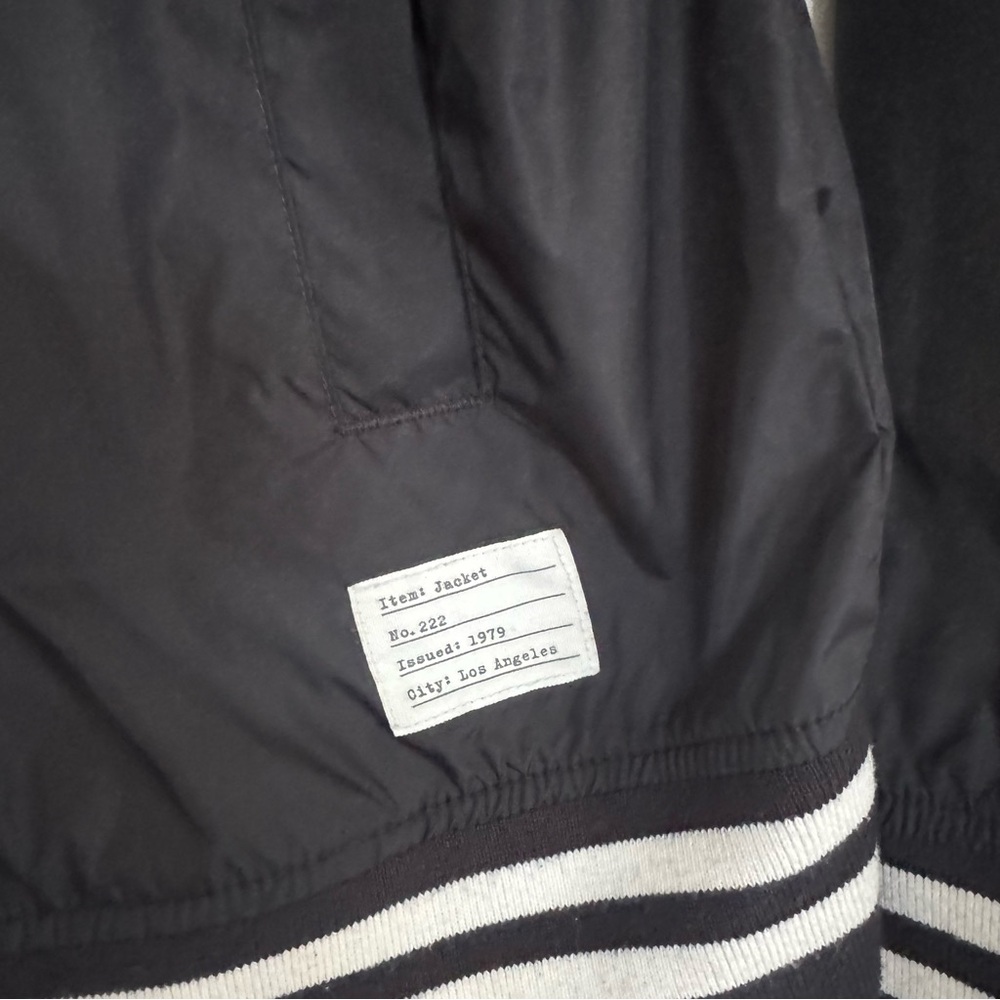 Adam Levine Mens Bomber Jacket Black with White Size L Full Zip w/Pockets - Picture 4 of 13